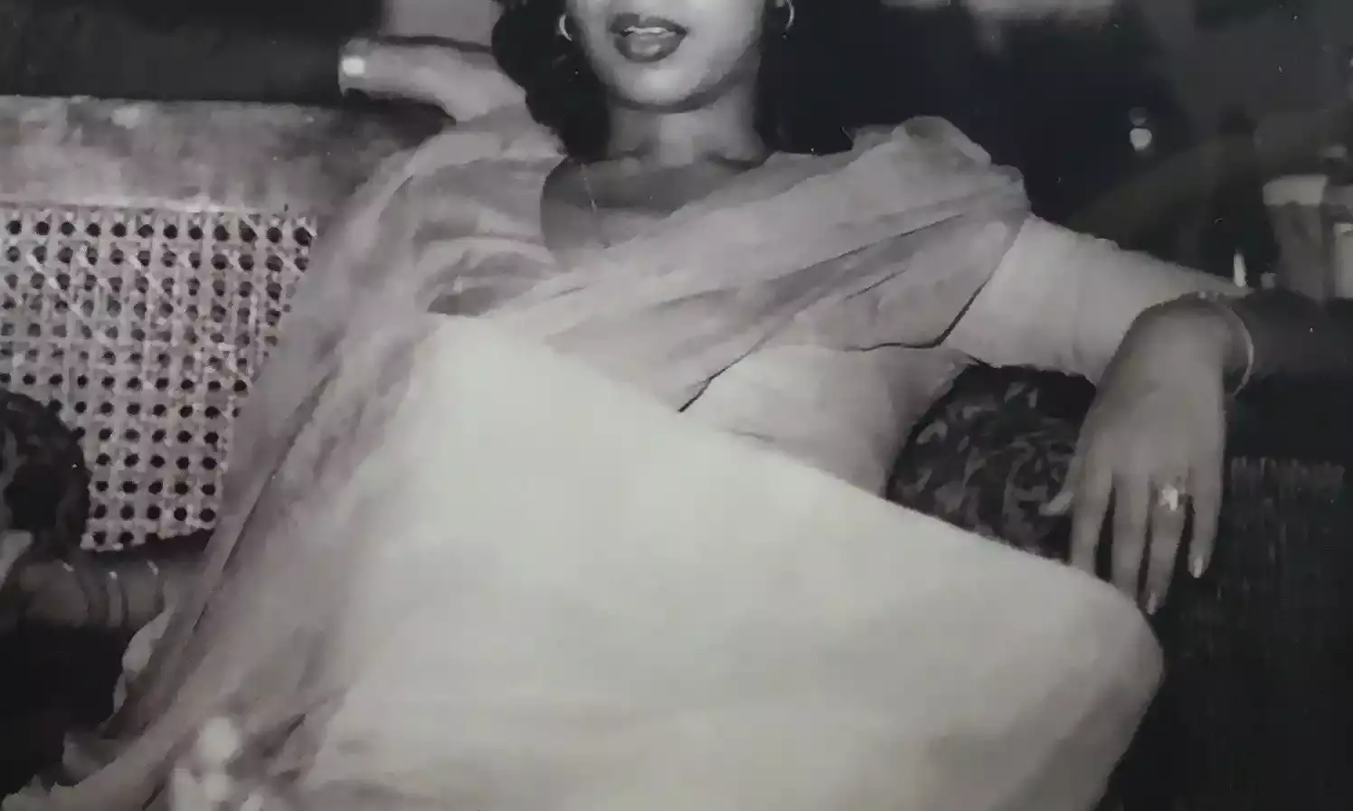 A War Reporter, With A Whirlwind Life, Meet Tavleen Singh | People First