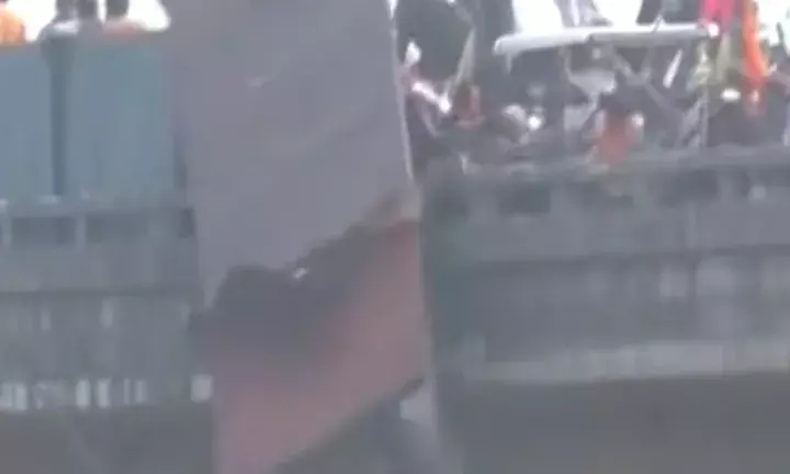 Farmers Detained Amid Attempts To Breach Barricades