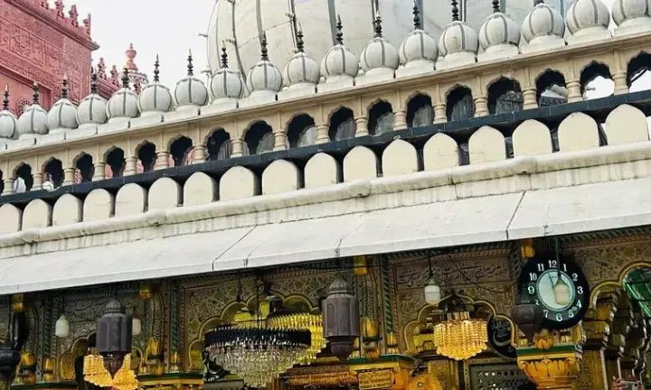 Basant Panchami At Hazrat Nizamuddin Dargah