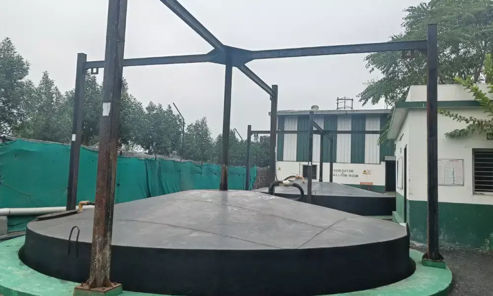 Waste Management: उज्जैन नगर निगम ने कचरा प्रबंधन को लेकर खड़ी की मिसाल, कचरे से बनी बिजली से रोशन हो रहे स्ट्रीट लाइट