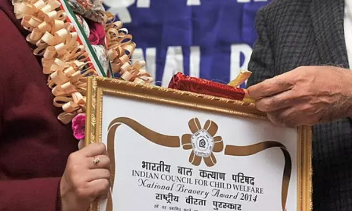 Acid Attack Survivor : Resham Fatma Tells Her Story