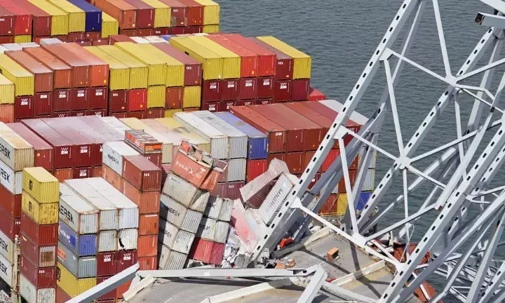 Dramatic Visuals Of Collapsed US Bridge