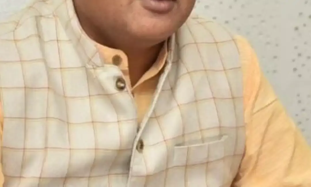 Assam CM Himanta Biswa Sarma Dances With People