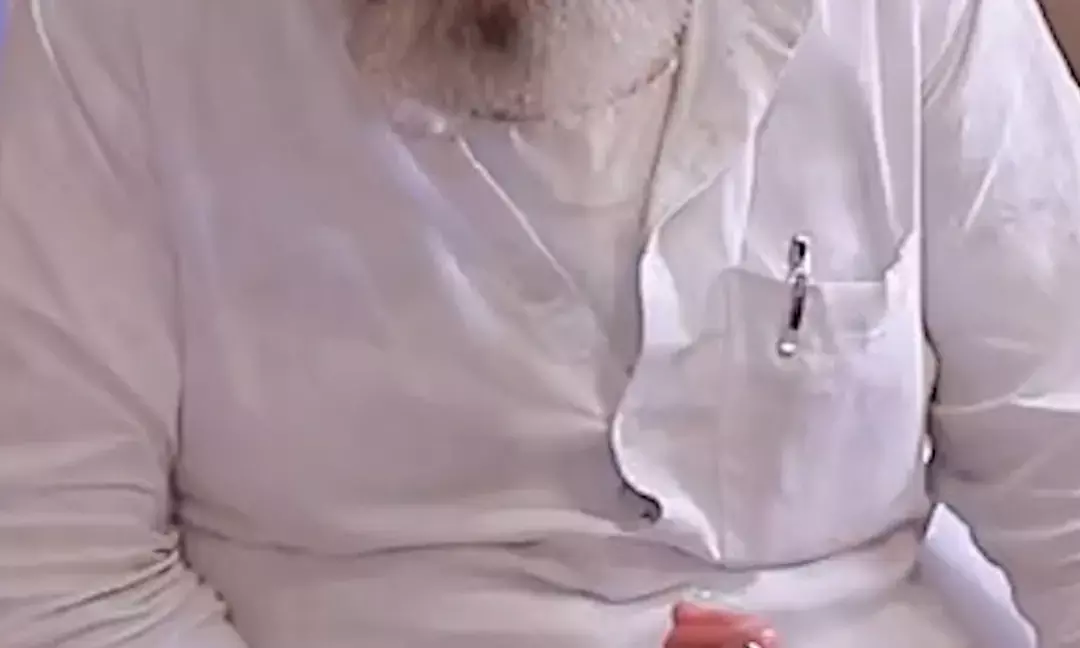 Meet Abdul Gaffar | A Record-Breaking Flag Maker Whose Own Life Is No Less Than Extraordinary