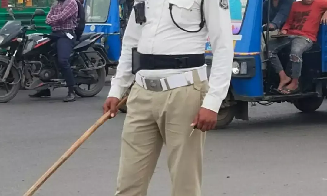 Gujarat Traffic Cops Become Innovative