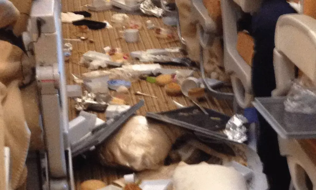 How Singapore Airlines Flight Looked From Inside After Landing?