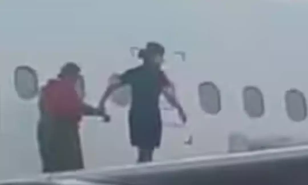 Dramatic Visuals of Evacuation of an Indigo Flight Due To A Bomb Threat
