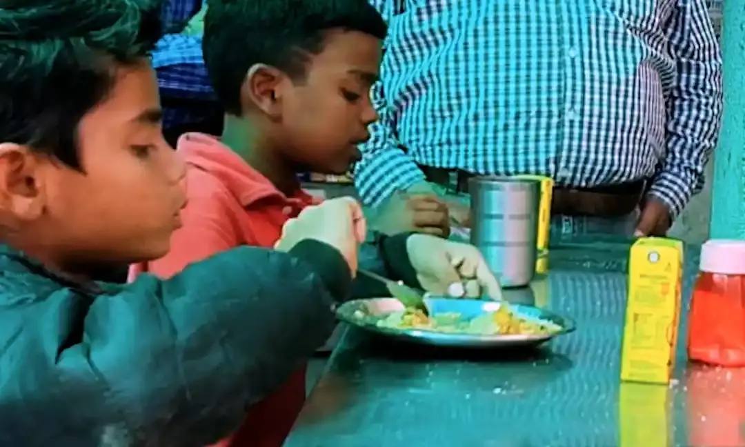 At Just Rs. 5, He Offers A Fresh & Good Quality Meal | Anoop Khanna | People First