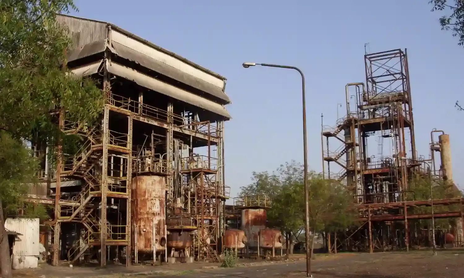 भोपाल गैस त्रासदी: ‘यूनियन कार्बाइड’ का विषैला कचरा पीथमपुर में जलाए जाने की तैयारी, आख़िर क्या होंगे उसके दुष्परिणाम?