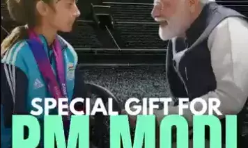 Sheetal Devi’s Special Gift For PM Modi!
